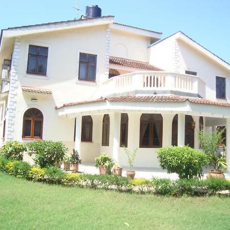 Mweru Villa Kisauni Exterior foto