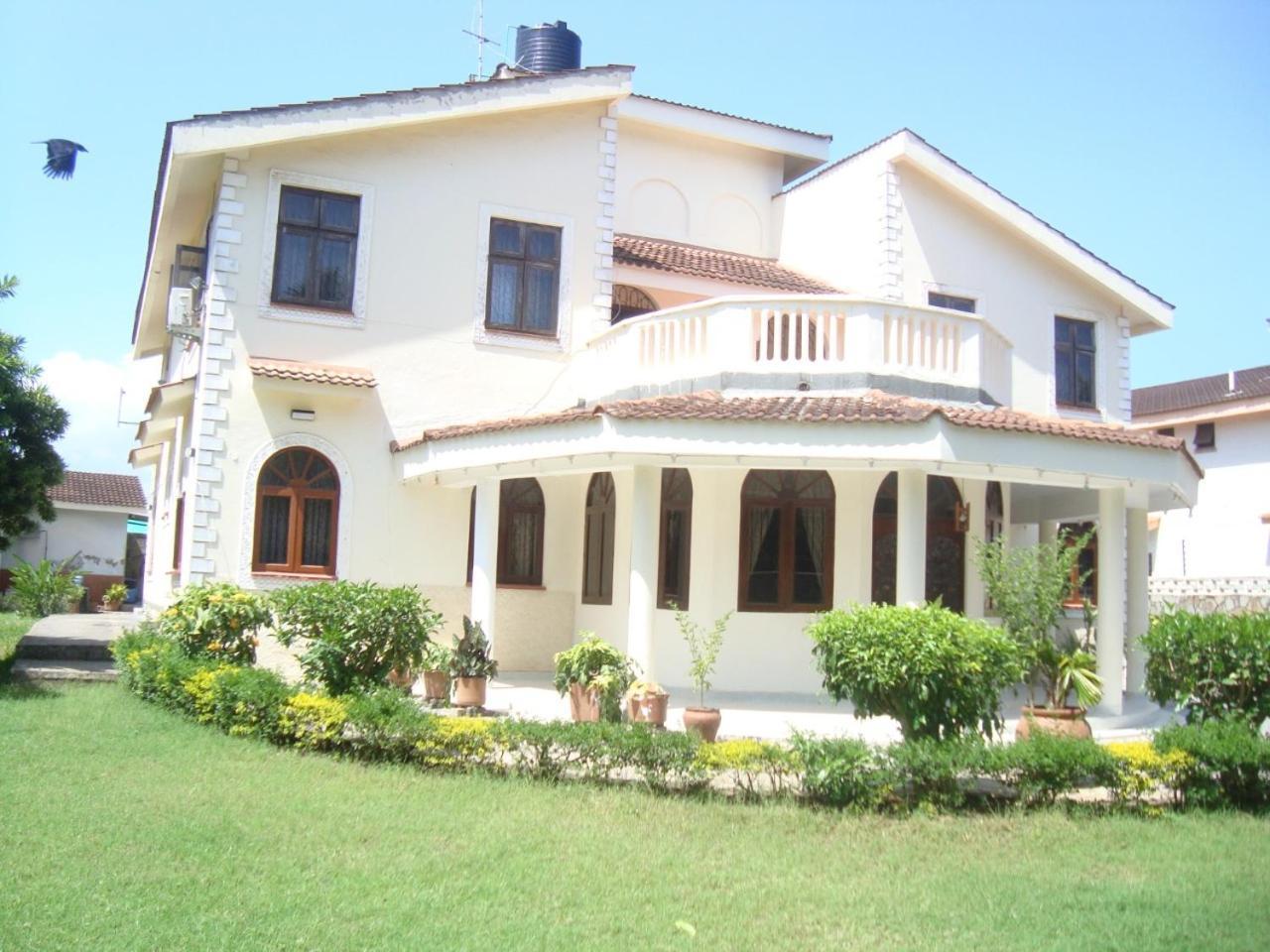 Mweru Villa Kisauni Exterior foto